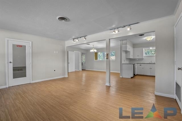 1917 Jacqueline Drive - Photo 2