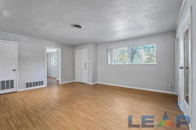 1917 Jacqueline Drive - Photo 3