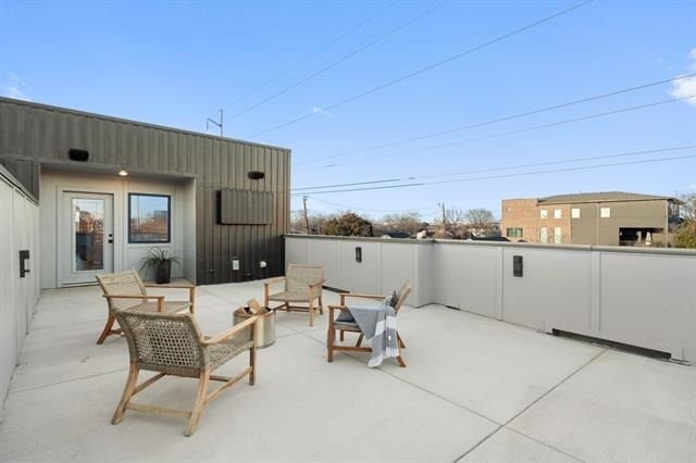 2348 Wycliff Avenue - Photo 4