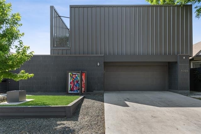 4305 Roseland Avenue - Photo 0