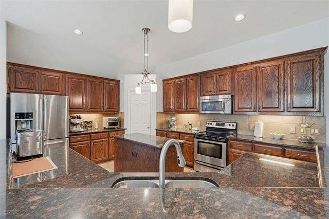 2504 Maple Stream Drive - Photo 11