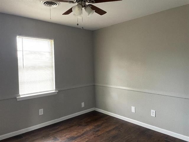 4425 Jane Anne Street - Photo 8