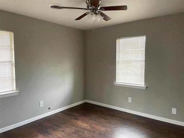 4425 Jane Anne Street - Photo 7