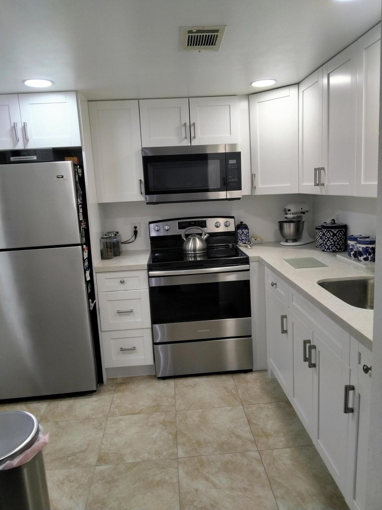 399 Brittany Drive - Photo 4