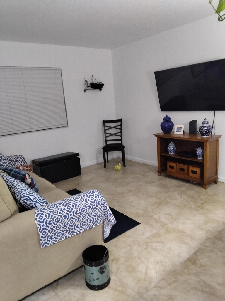 399 Brittany Drive - Photo 9