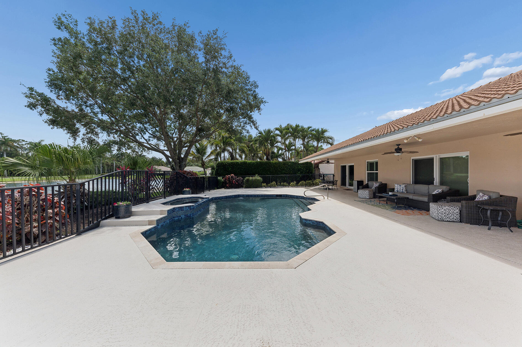 8658 Vista Greens Court - Photo 14