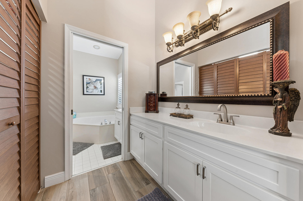 8658 Vista Greens Court - Photo 8