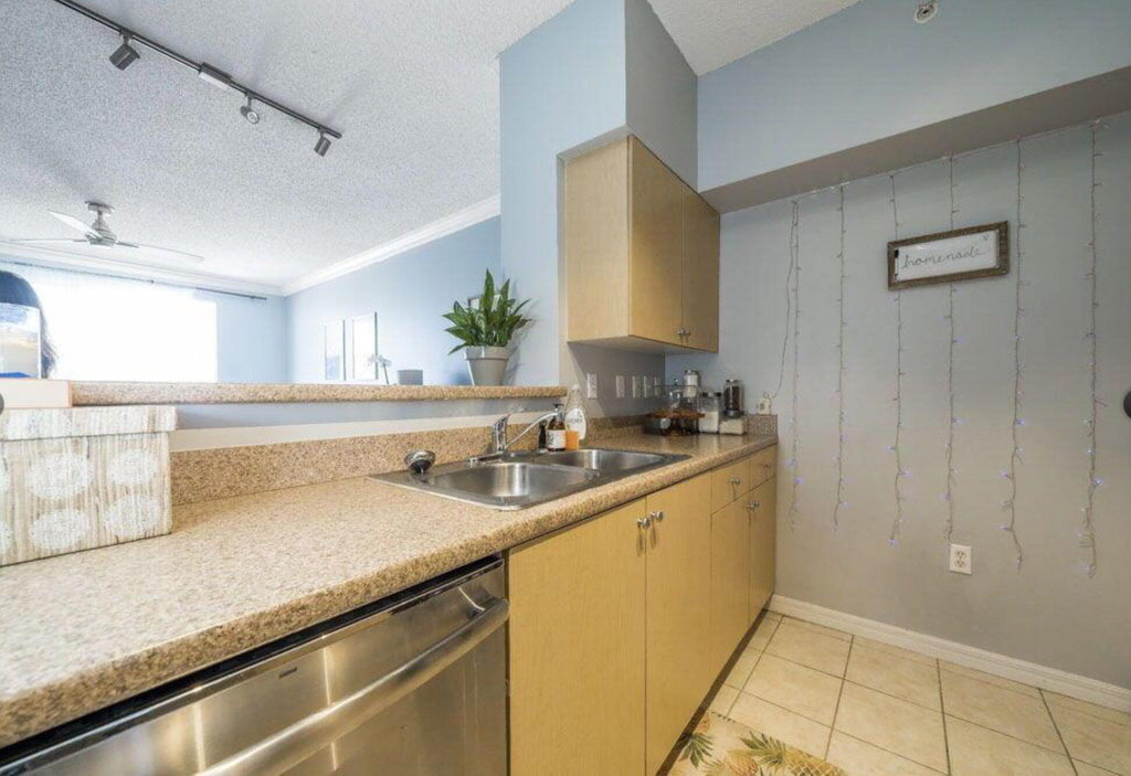 616 Clearwater Park Road - Photo 7