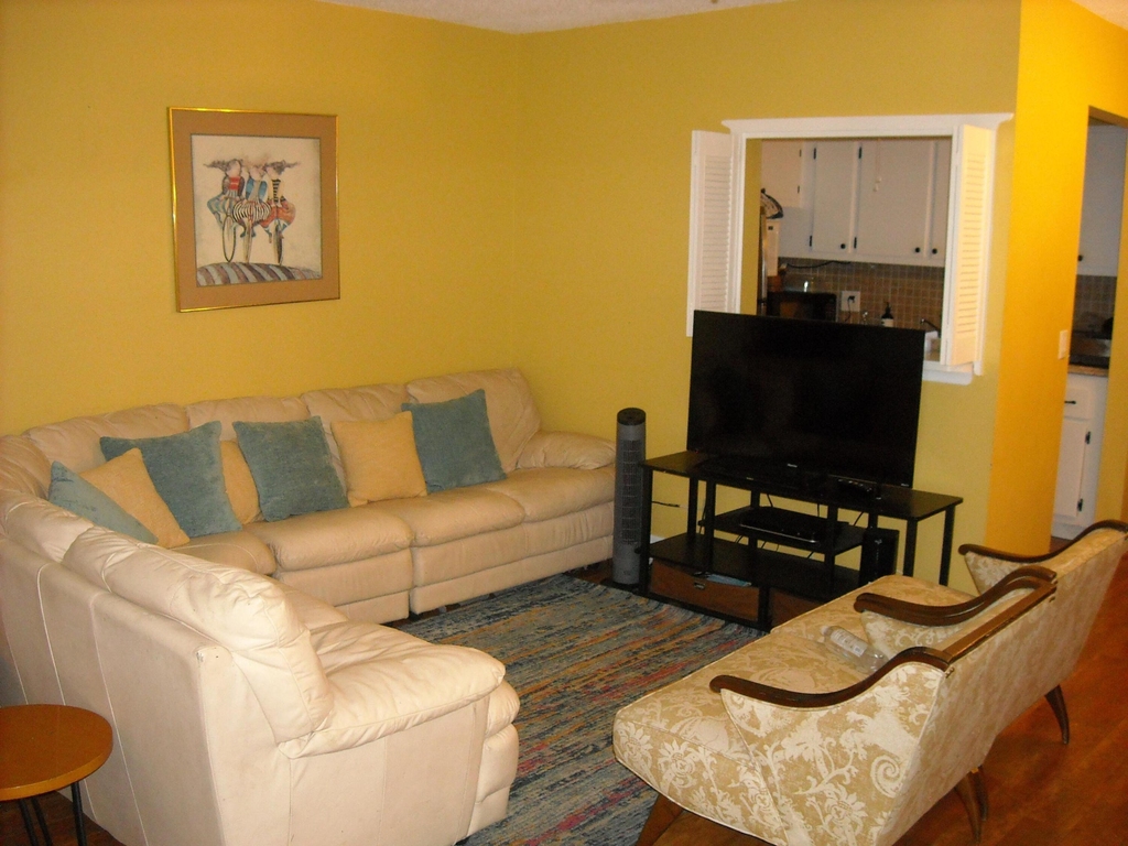 259 Sussex M - Photo 2