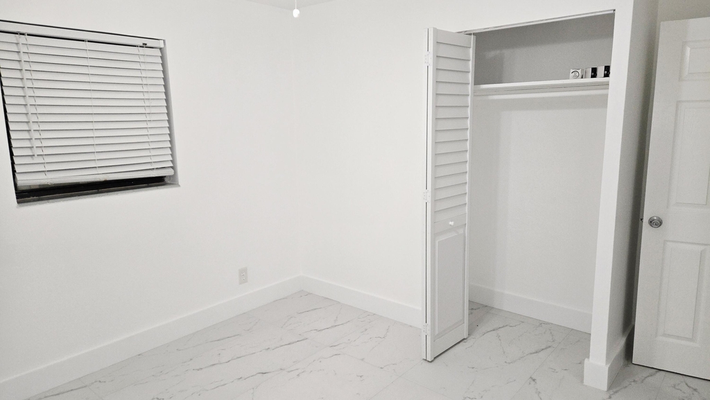2849 Ne 13th Avenue - Photo 5
