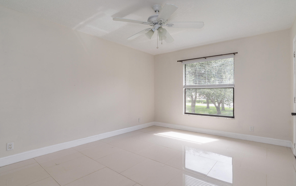 3129 Millwood Terrace - Photo 12