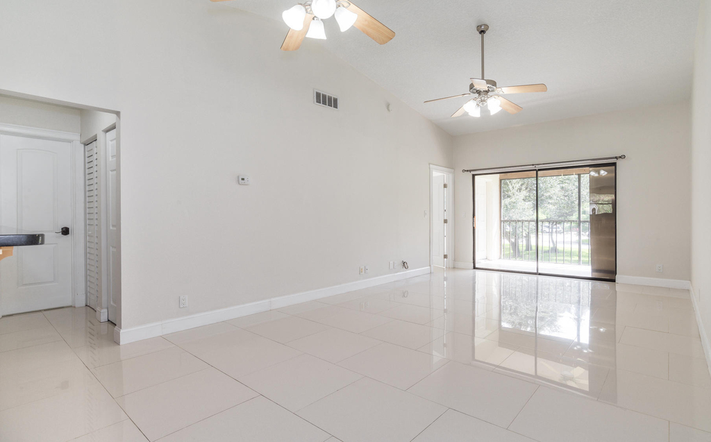 3129 Millwood Terrace - Photo 5
