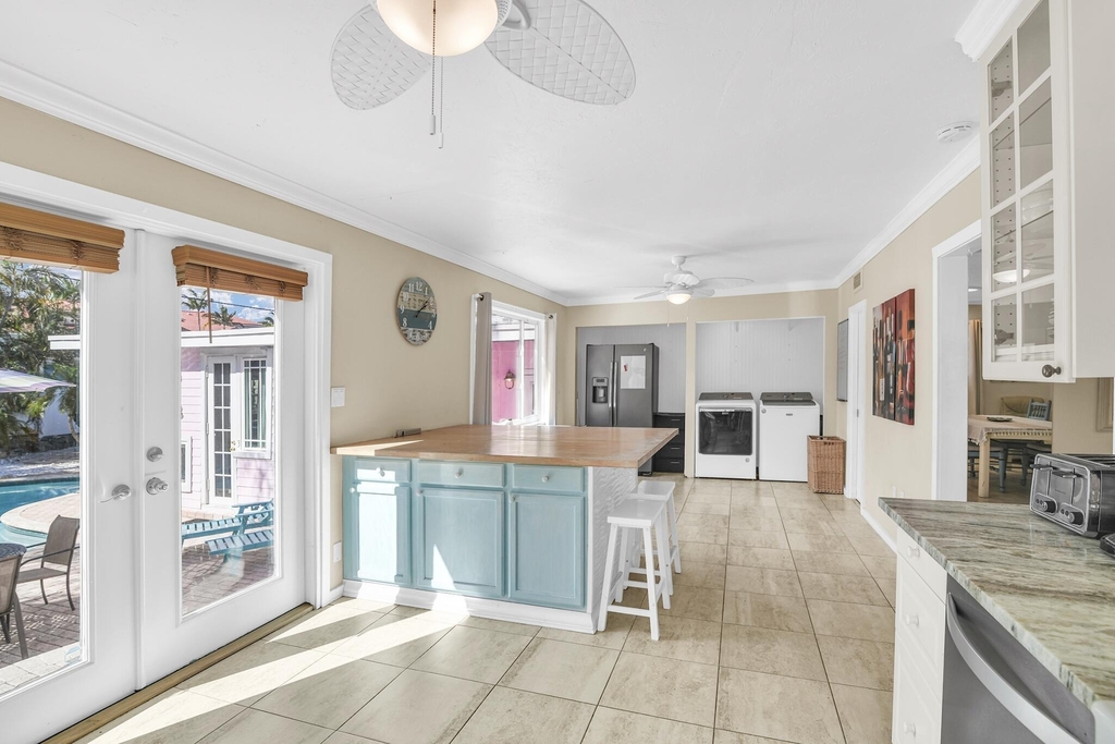 3218 Palm Drive - Photo 11
