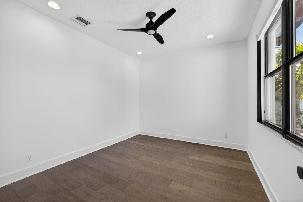 4025 Faraday Way - Photo 33
