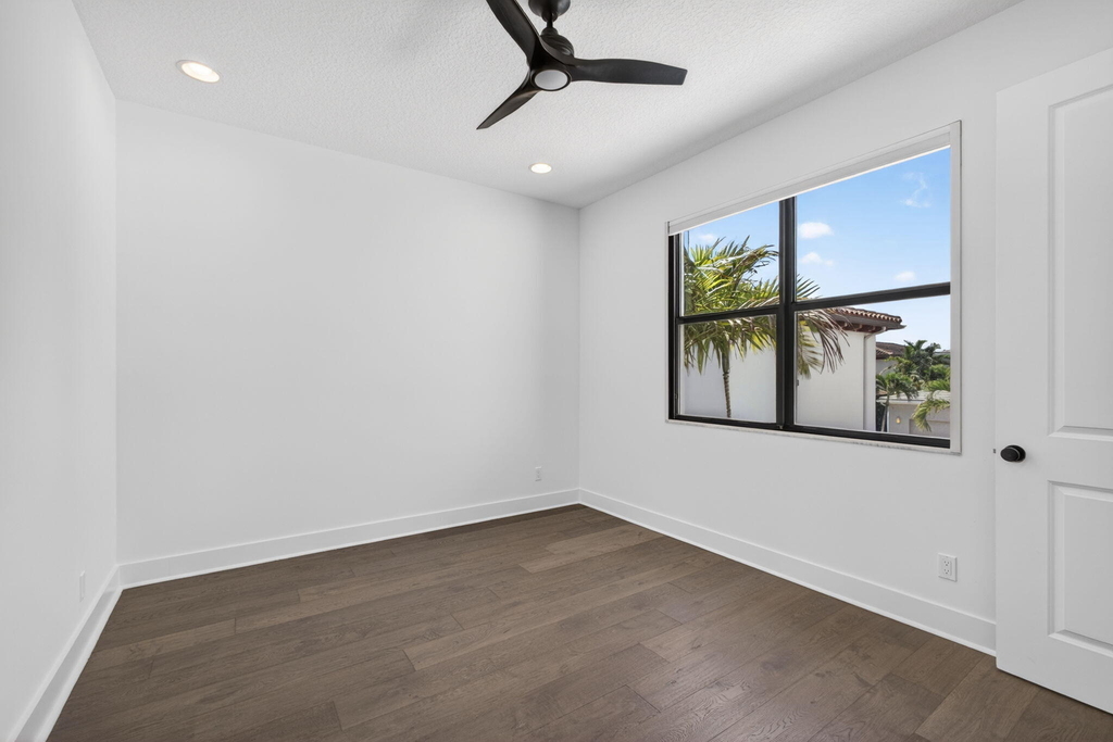 4025 Faraday Way - Photo 34