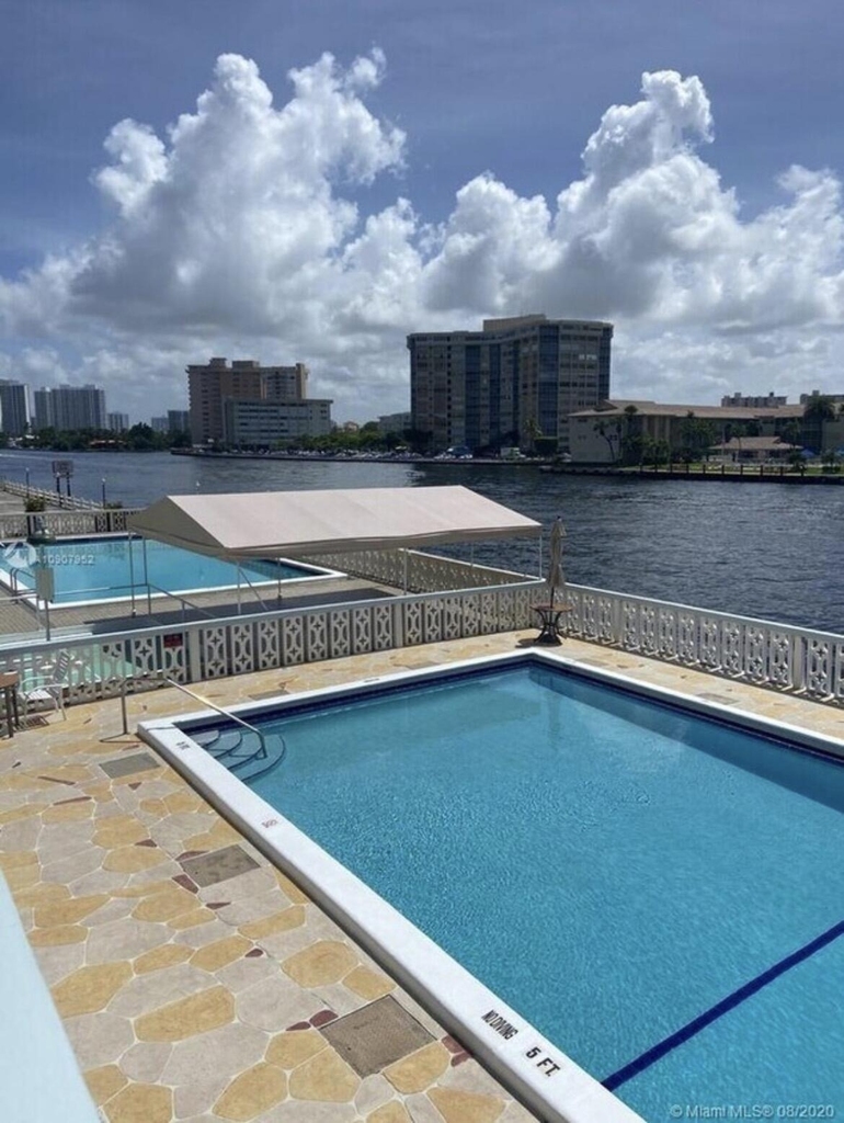 1801 S Ocean Drive - Photo 8