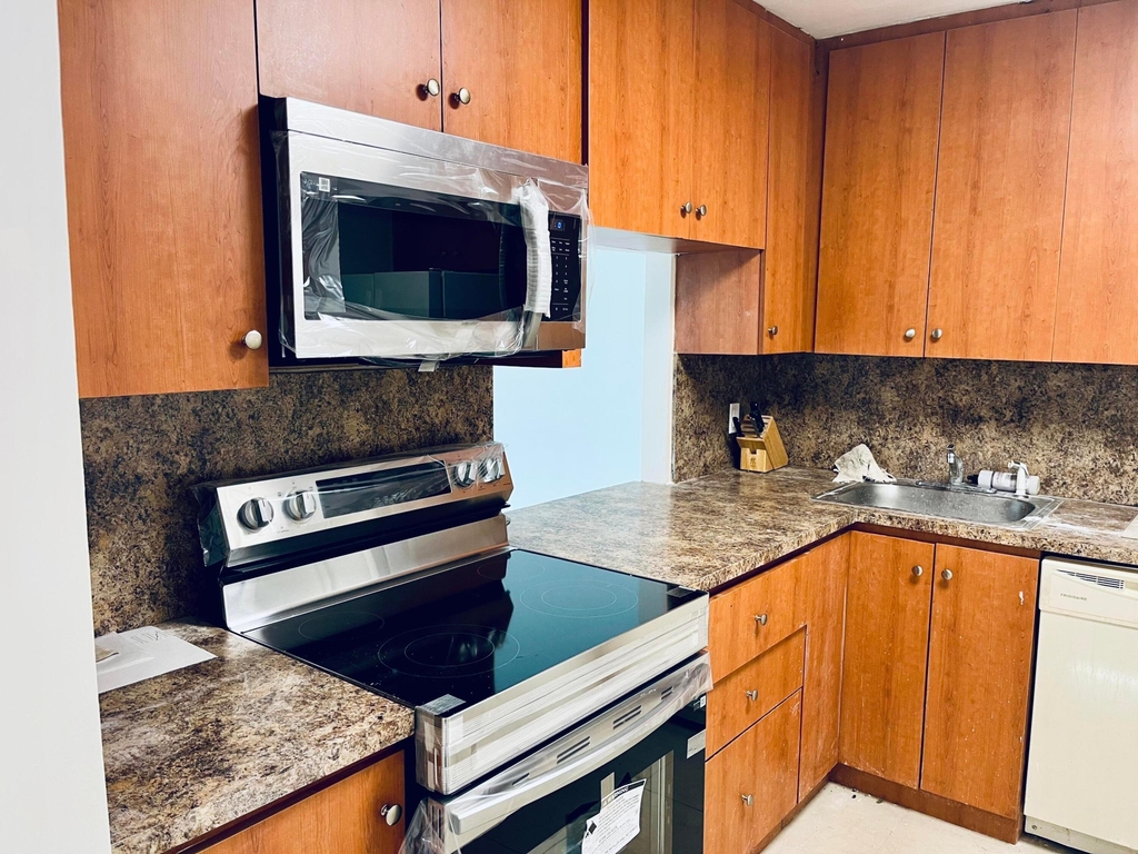 1801 S Ocean Drive - Photo 4
