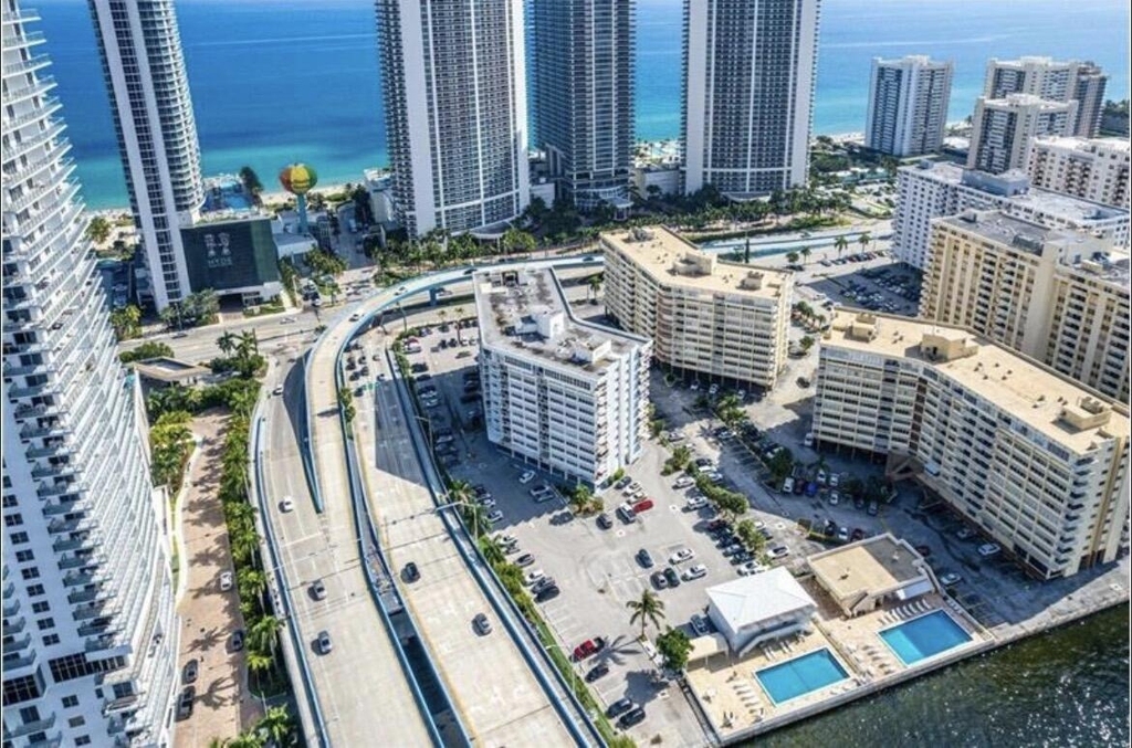 1801 S Ocean Drive - Photo 10