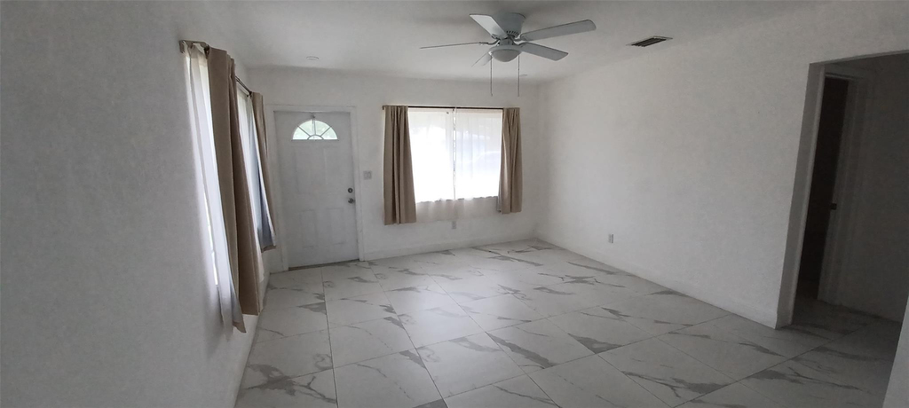 602 Se 2nd Avenue - Photo 2
