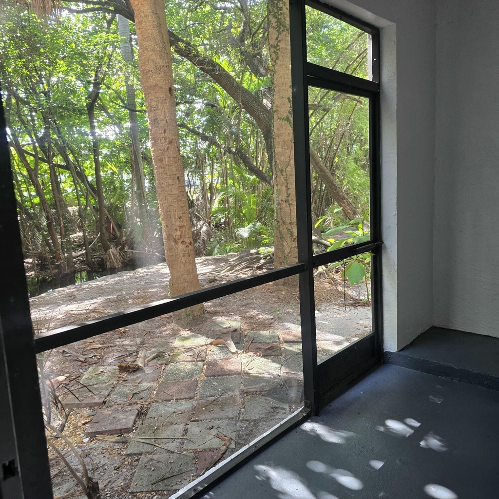2445 Sw 18th Terrace - Photo 12