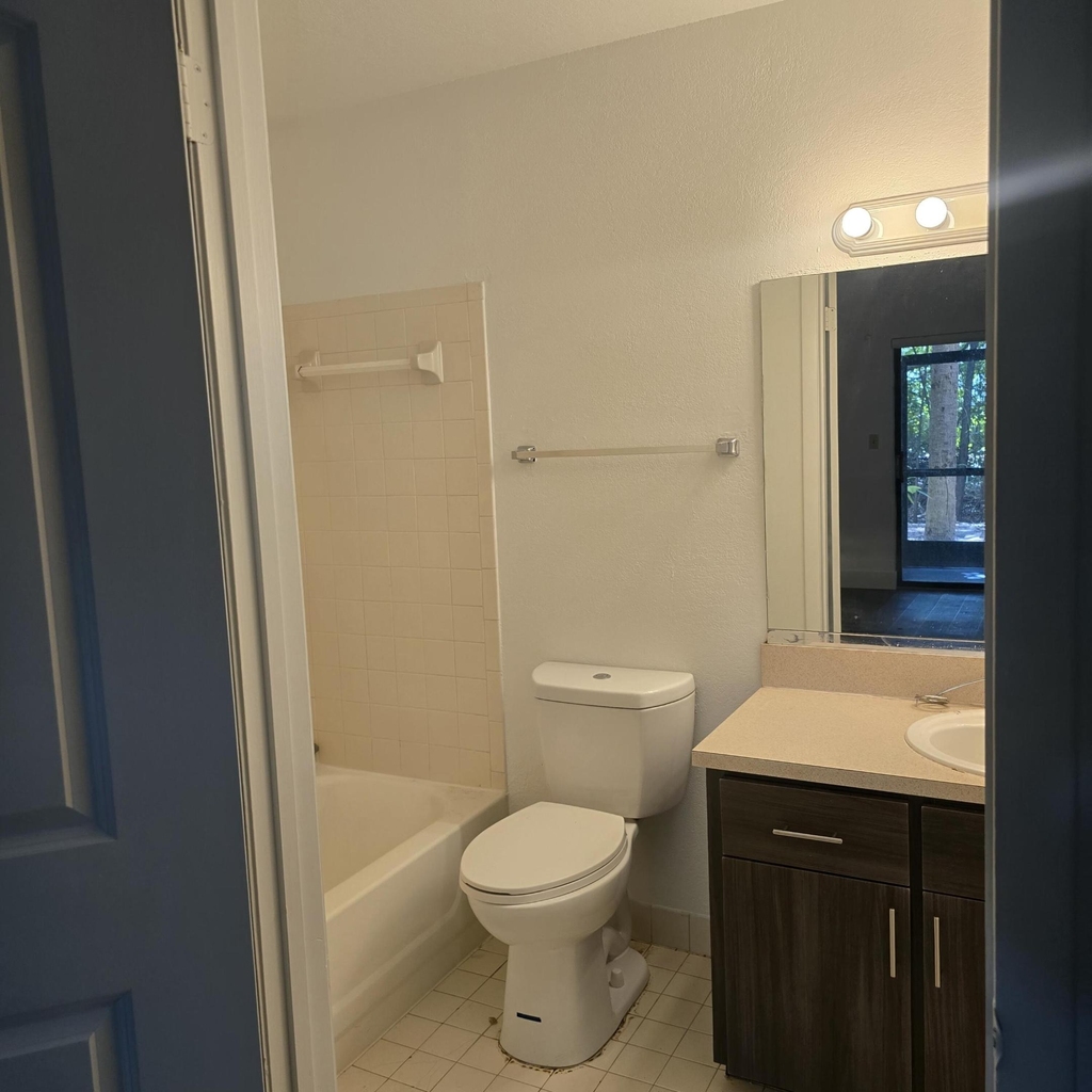 2445 Sw 18th Terrace - Photo 8
