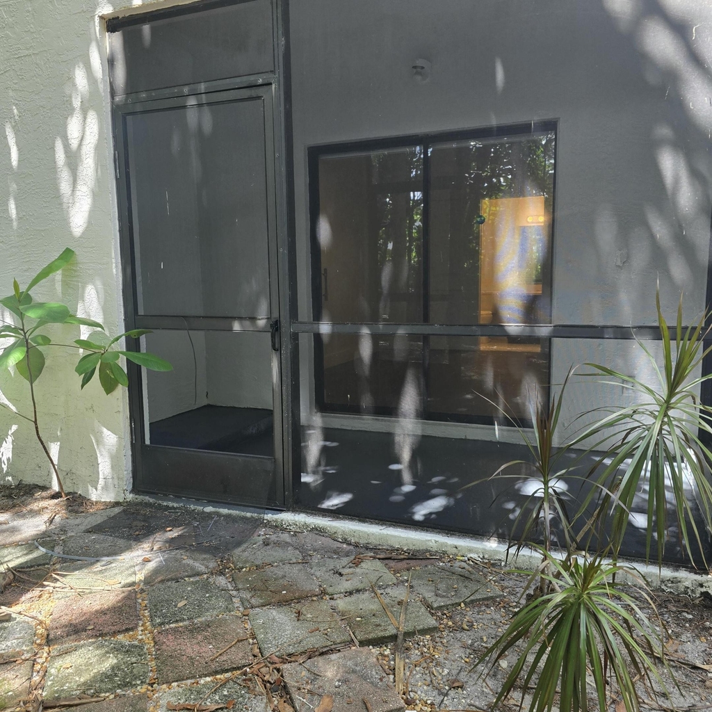 2445 Sw 18th Terrace - Photo 11