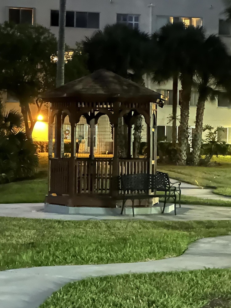 3138 Via Poinciana - Photo 14