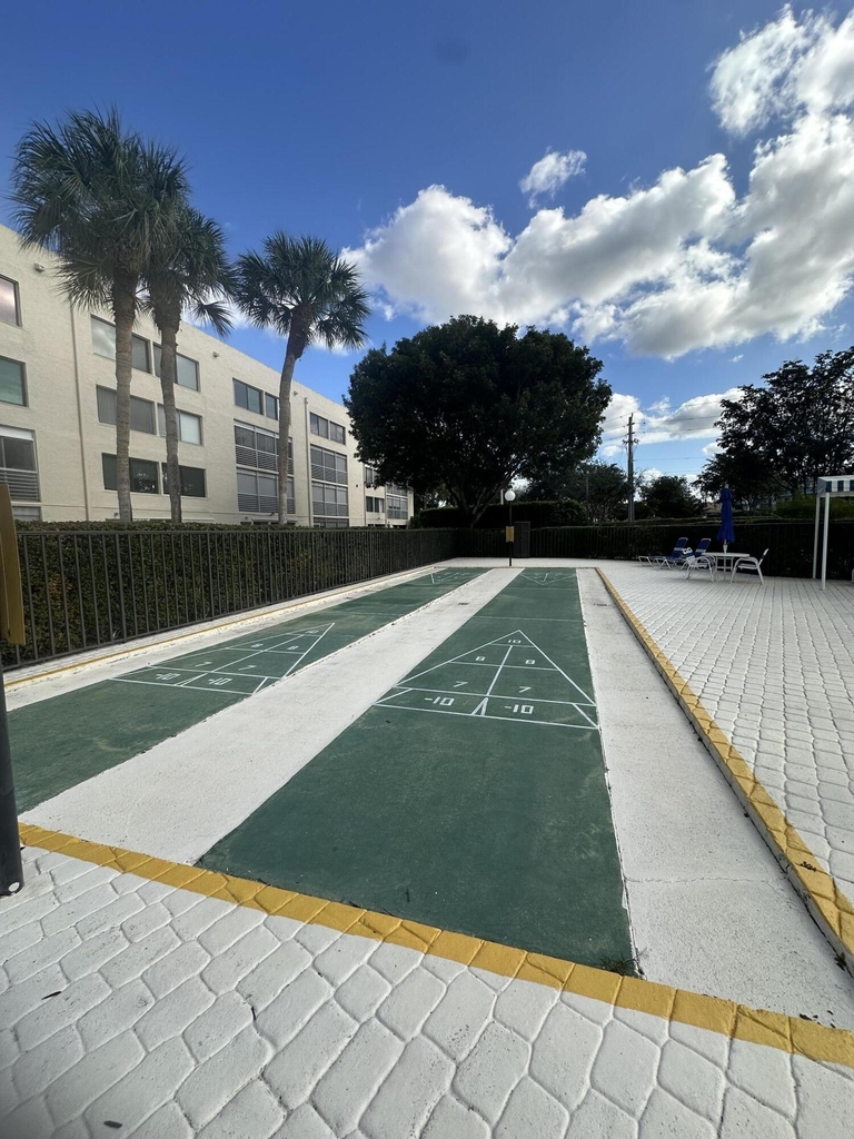 3138 Via Poinciana - Photo 16