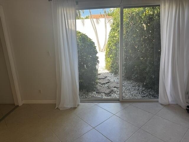 112 E Coral Fish Lane - Photo 12