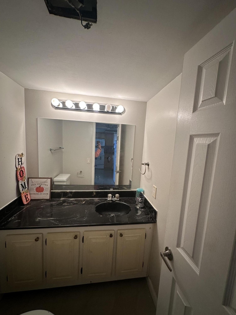 2414 Ne 11th Street - Photo 8