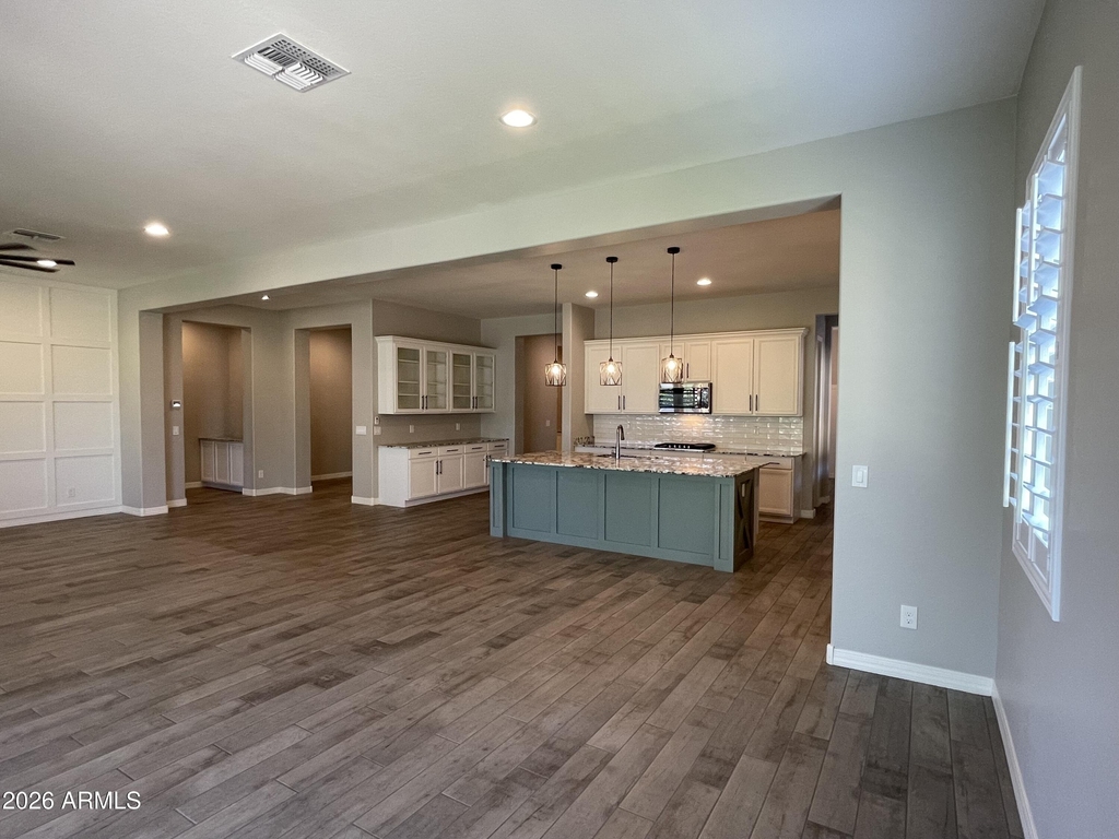 22834 E Silver Creek Lane - Photo 1