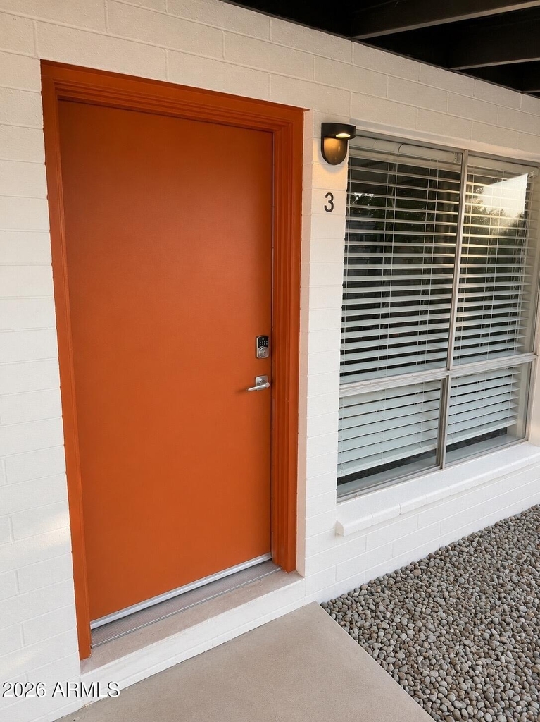 2731 E Montecito Avenue - Photo 6