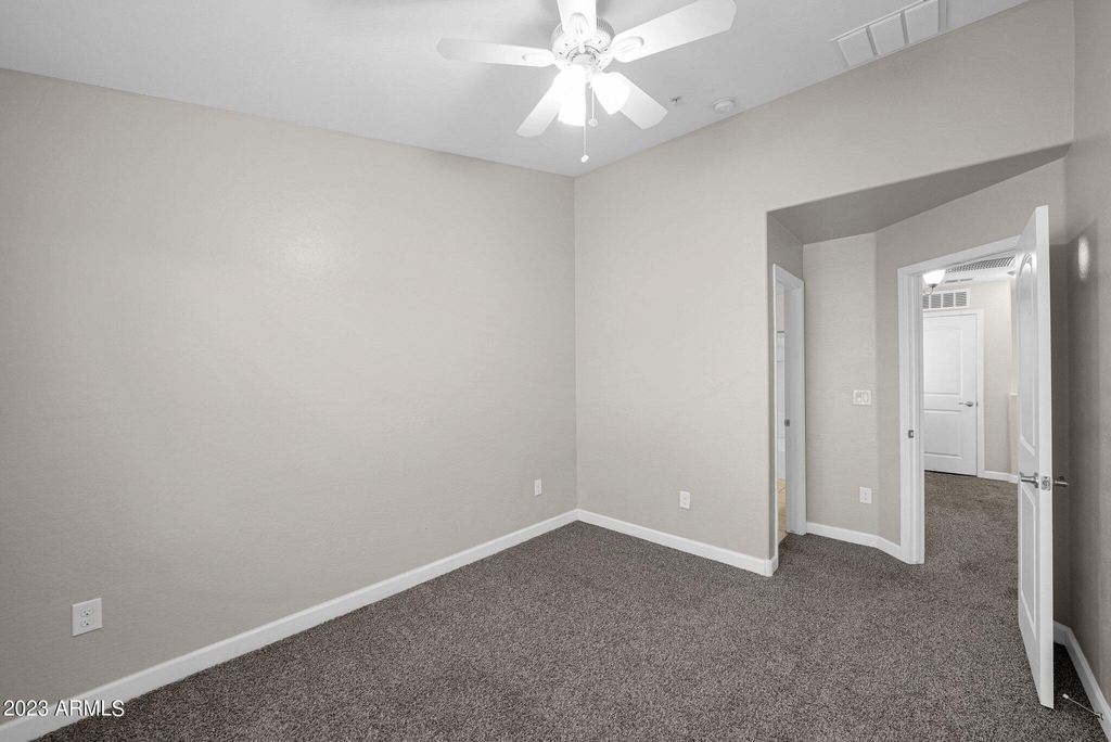 240 W Juniper Avenue - Photo 16