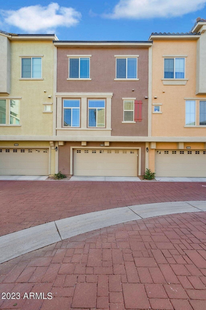 240 W Juniper Avenue - Photo 25
