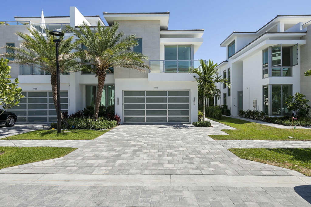 406 Ocean One Lane - Photo 0