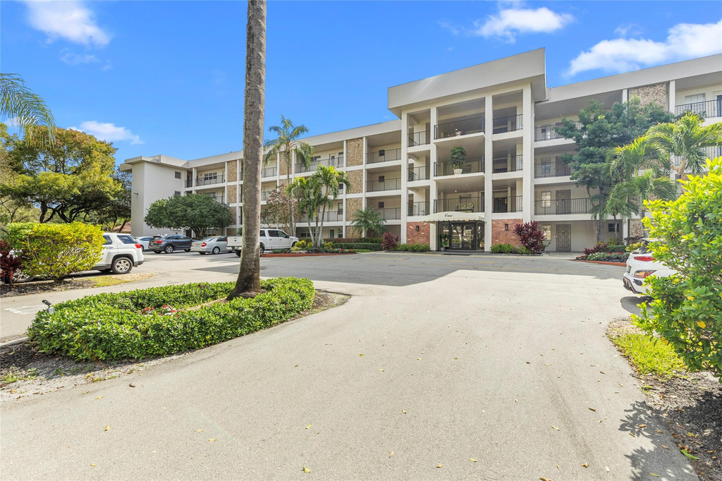 2800 N Palm Aire Drive - Photo 27