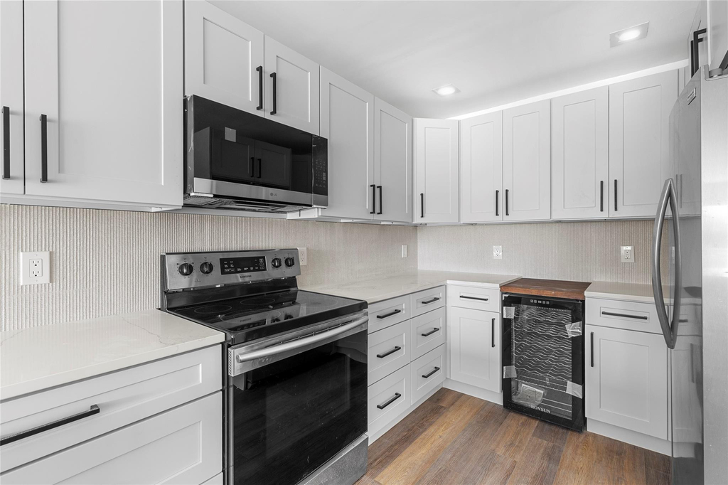 2800 N Palm Aire Drive - Photo 4