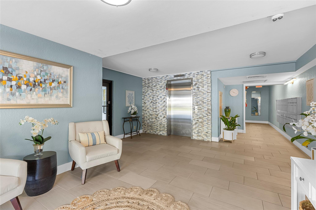 2800 N Palm Aire Drive - Photo 23