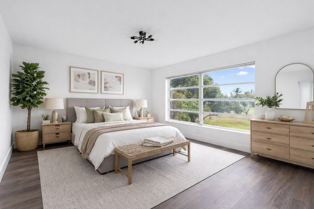 2800 N Palm Aire Drive - Photo 2