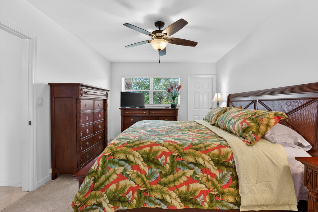 1166 Hillsboro - Photo 27
