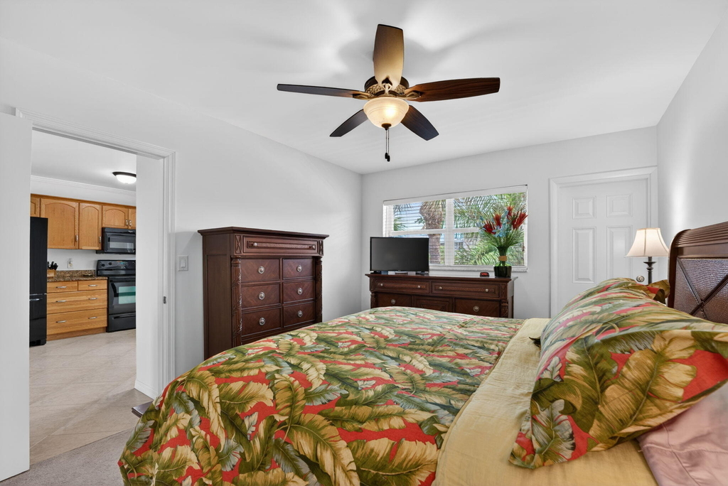 1166 Hillsboro - Photo 26