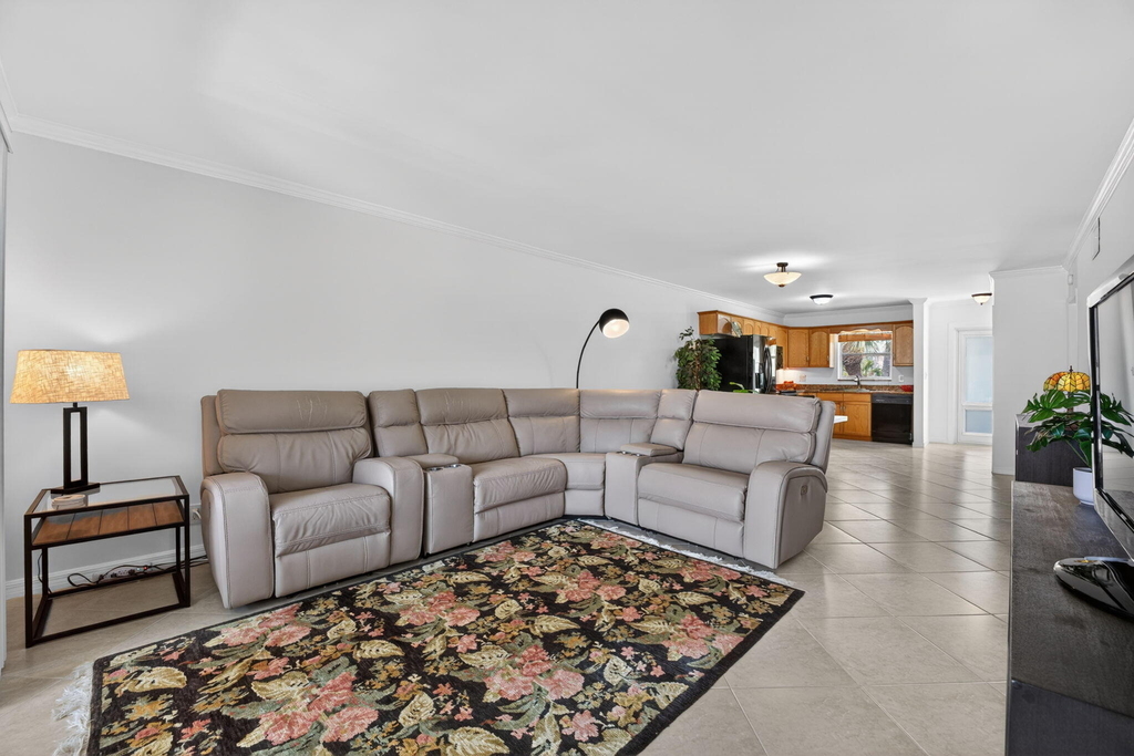 1166 Hillsboro - Photo 13