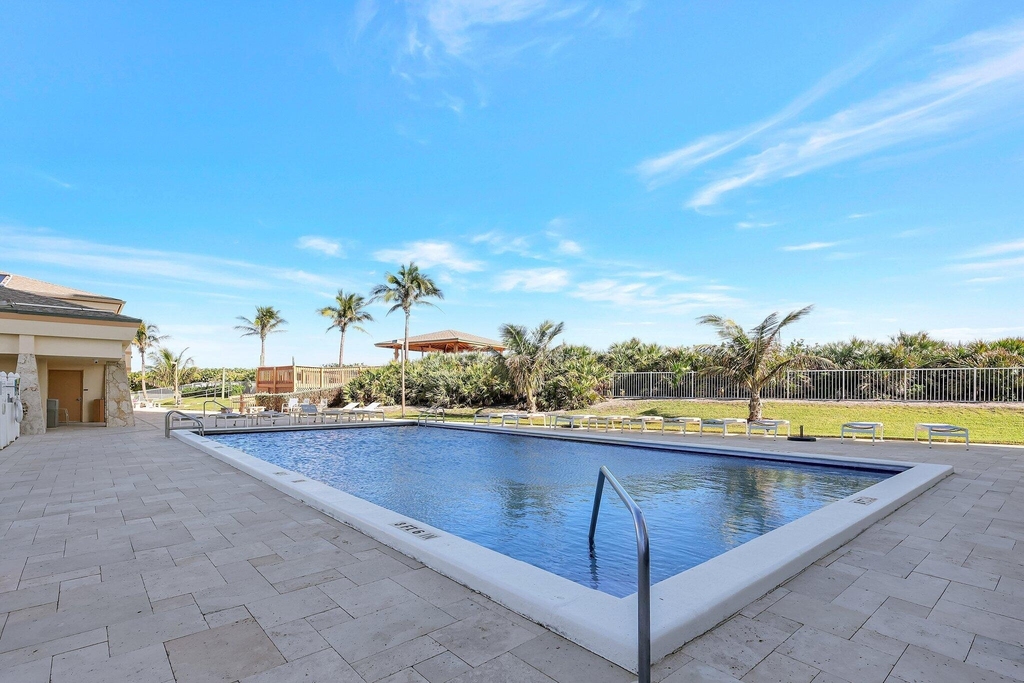 10680 S Ocean Drive - Photo 27