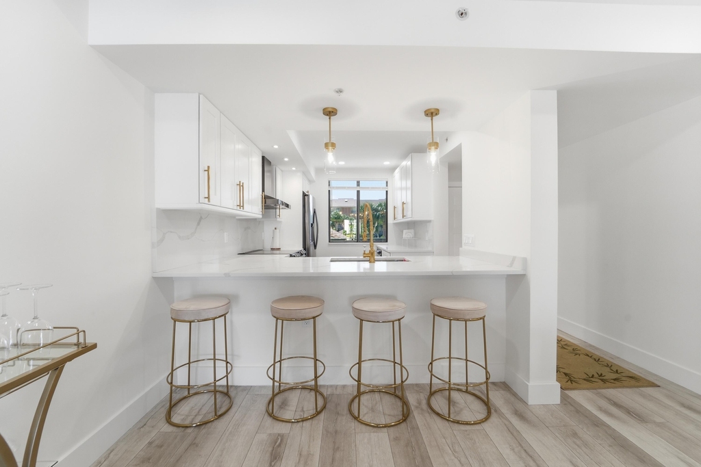 2501 Marina Isle Way - Photo 5