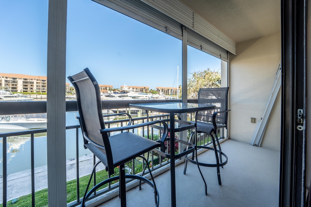 2501 Marina Isle Way - Photo 16