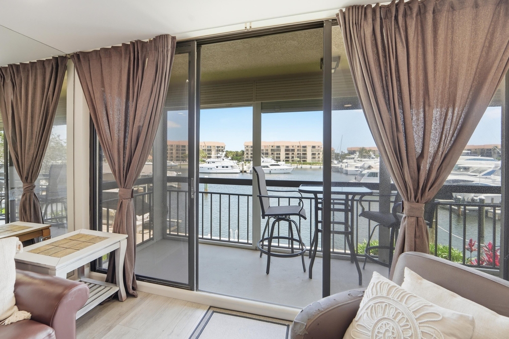 2501 Marina Isle Way - Photo 12