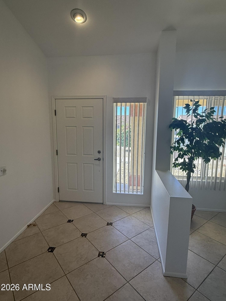 14518 W Heritage Drive - Photo 4