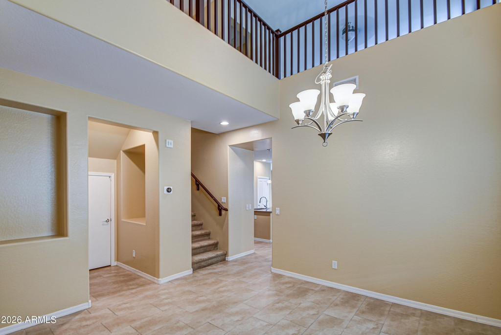 3114 E Franklin Avenue - Photo 2