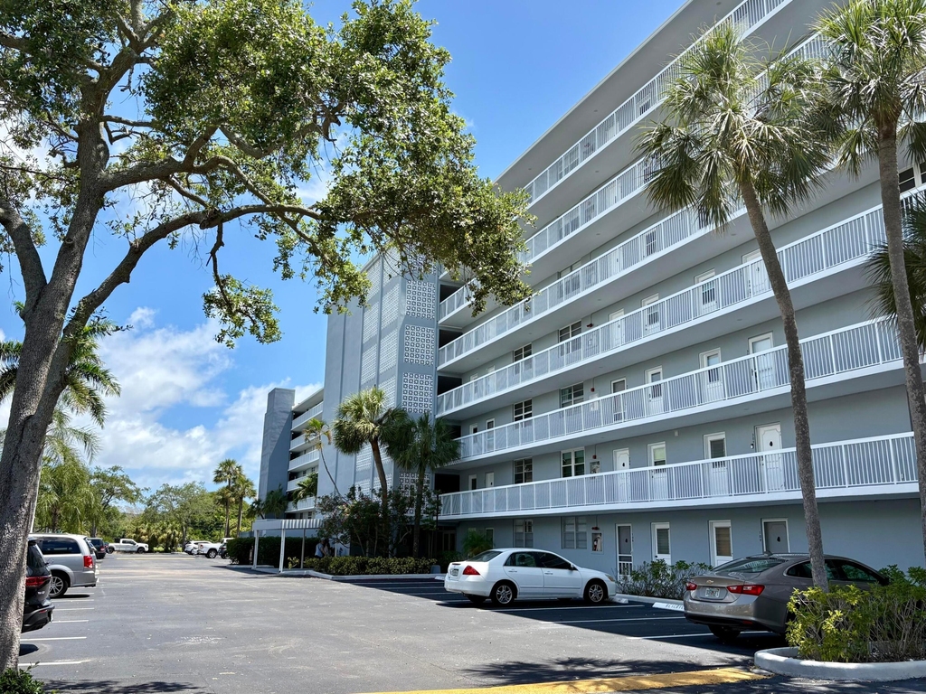 5700 Nw 2nd Avenue - Photo 29