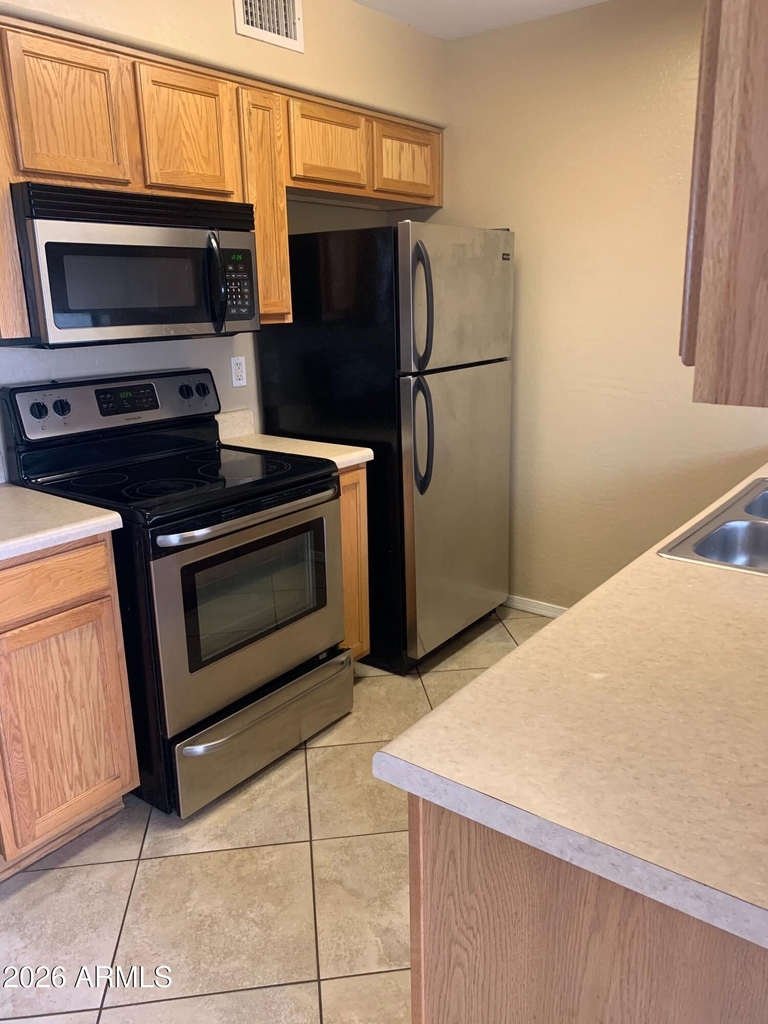 3301 E Earll Drive - Photo 0